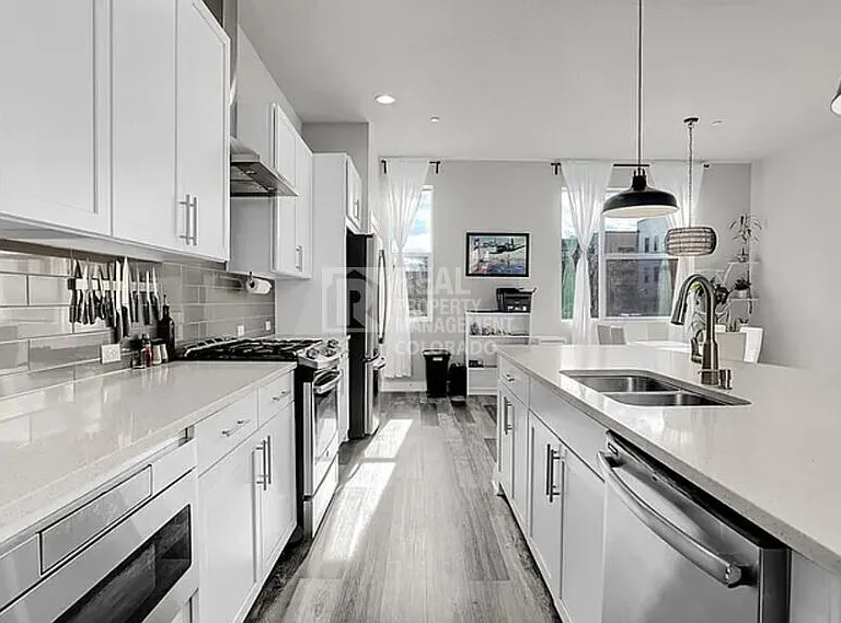 7040 W Alaska Dr — Photo 6
