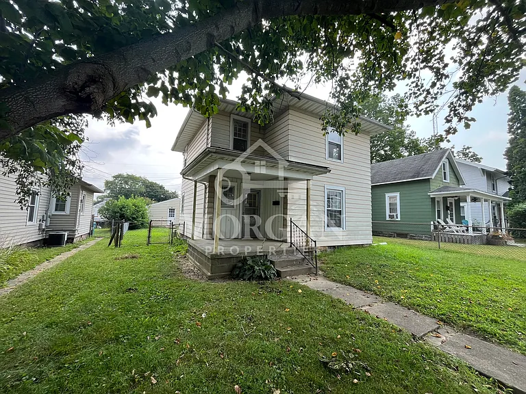 1310 S 21st St — Photo 1
