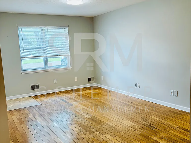 4710 Walnut Grove Ave — Photo 4