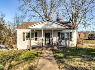 109 S Kilgore St, Athens, TN 37303