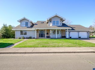 2850 Del Rio Ave SE, Albany, OR 97322