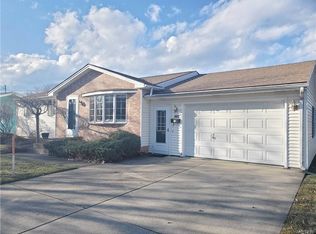 802 Remington Dr, North Tonawanda, NY