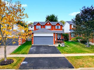 75 Hooper Sq, Clarington, ON L1C4X8