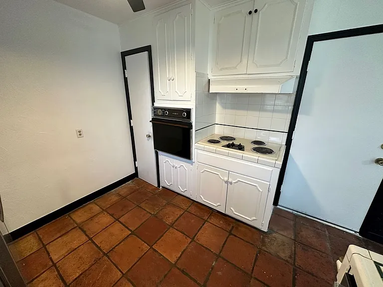 5513 Alvarado Rd — Photo 7