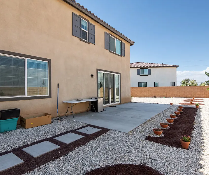 4 bed, 2723 sqft, $3,100 — Photo 3