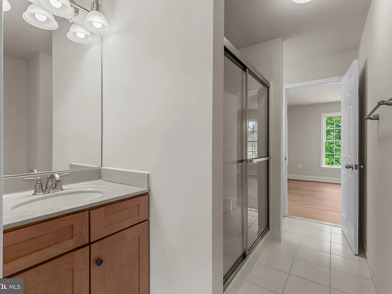 9724 Centennial Meadows Ln — Photo 22