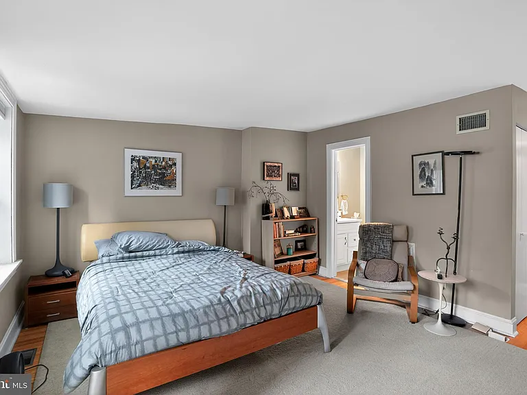 1627 Spruce St #3 — Photo 22