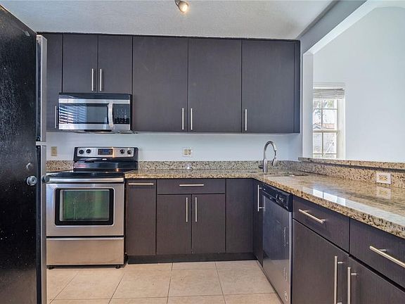 4th image of 1579 Springside Drive