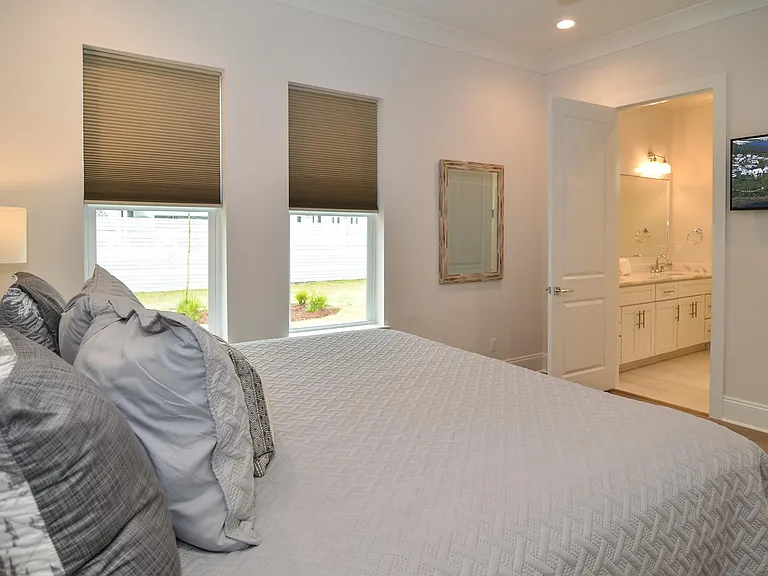 33 Sunset Key Ct — Photo 12