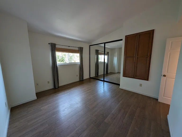 4510 Campus Ave #5 — Photo 22
