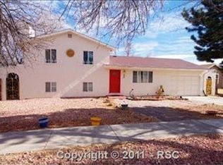 711 Paradise Ln, Colorado Springs, CO 80904