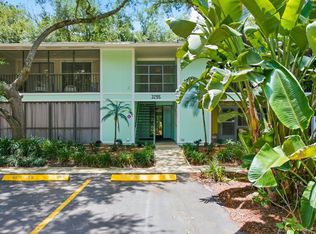 3295 Fox Chase Cir N APT 207, Palm Harbor, FL 34683