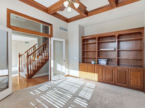 5th image of 10918 Monte Vista Ct