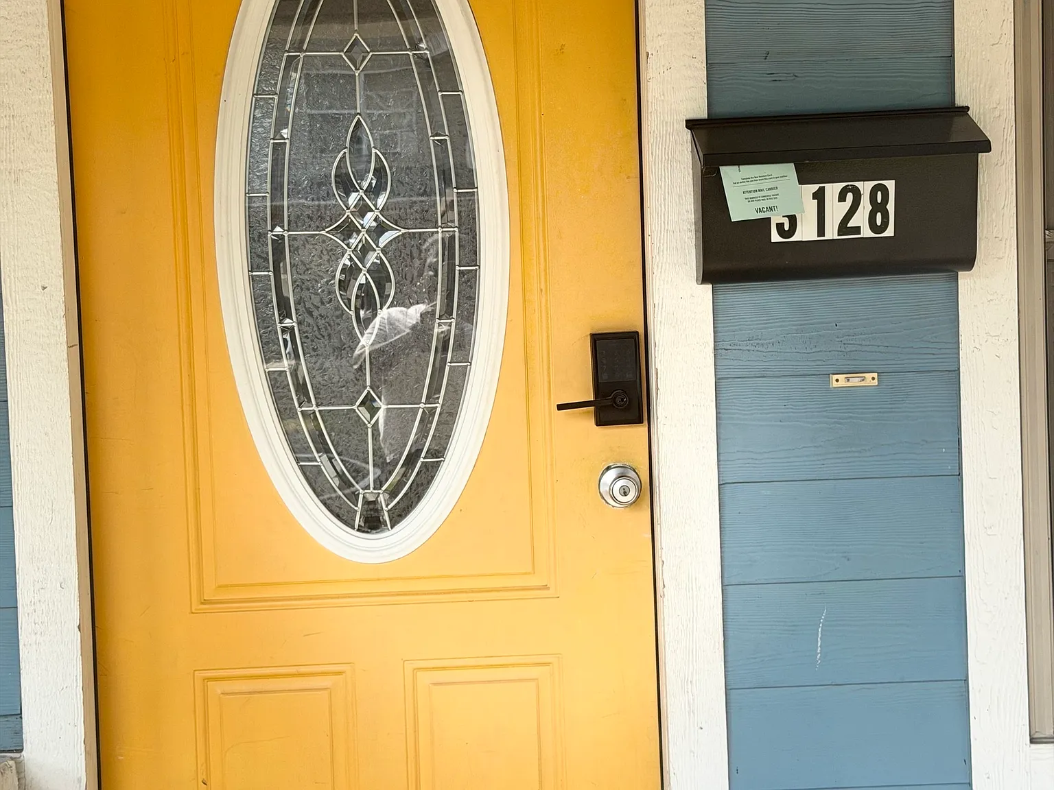 4 bed, 1.5 bath, 1466 sqft, $3,800 — Photo 2