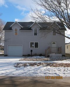 406 2nd St NW, Wadena, MN, 56482