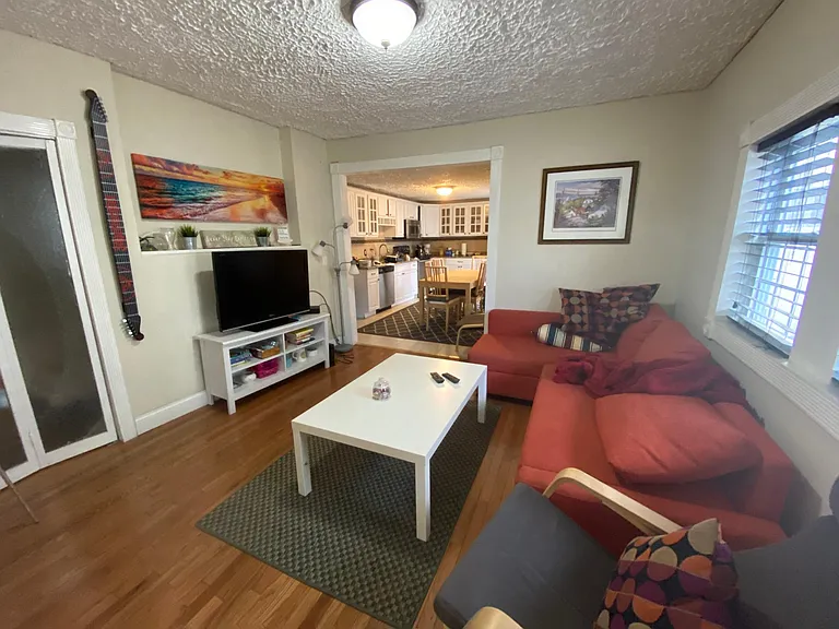 4 Gore Street Pl #A1 — Photo 3