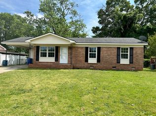 334 Longhorn Dr, Fayetteville, NC 28303