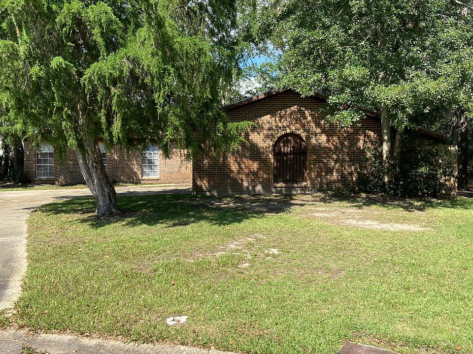 1st image of 4030 Crestwood Ct