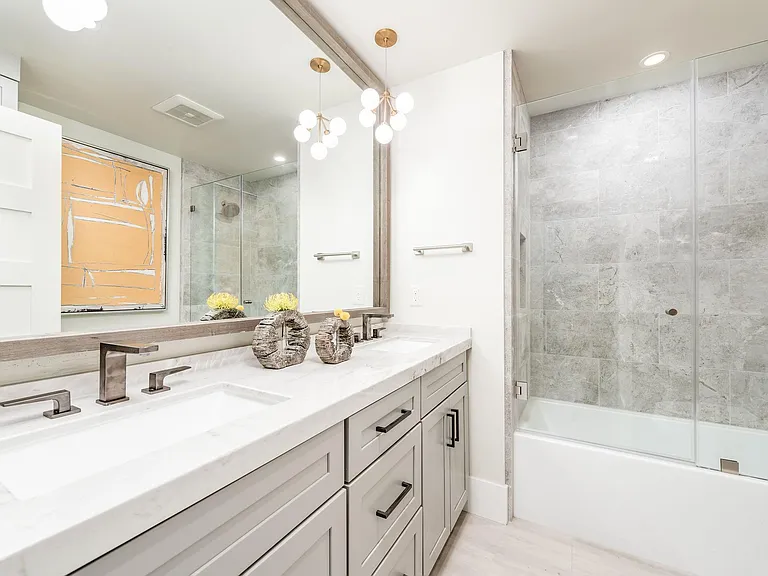 Luxury Spaces — Photo 239