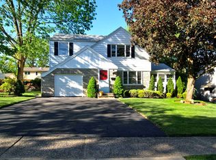 244 Jefferson Ave, River Edge, NJ 07661