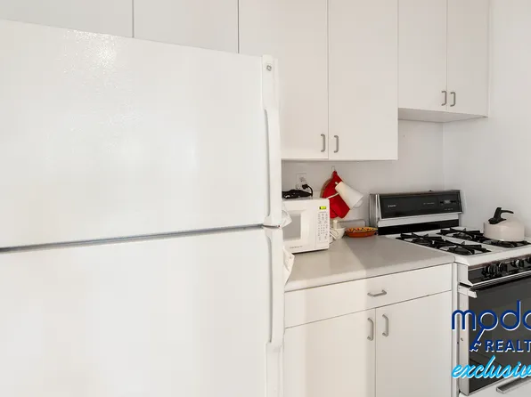 2400 Johnson Avenue image 12 of 27