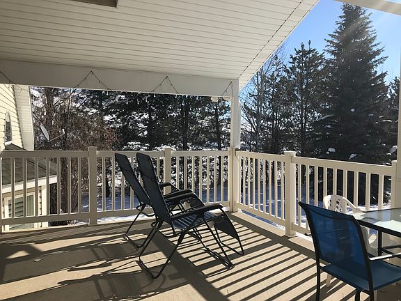 Deck off master bedroom 