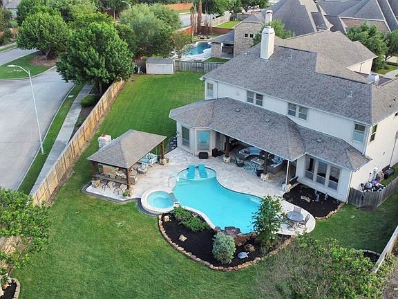 2nd image of 10603 Claythorne Ct