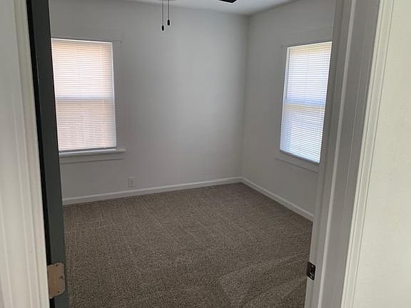 5th image of 613 E 6th Ave