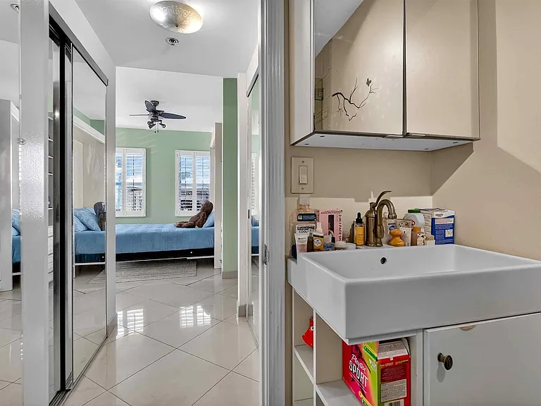 802 Euclid Ave #104 — Photo 25