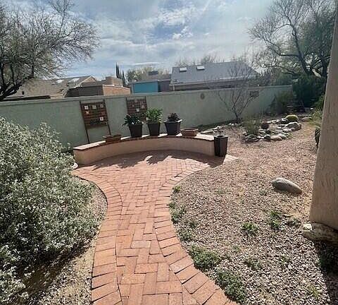 2nd image of 5241 E Woodspring Dr