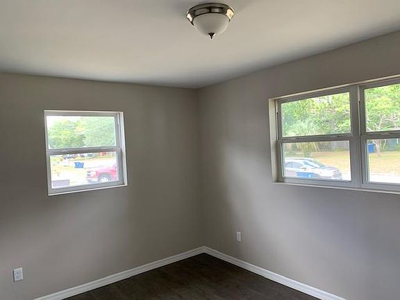5th image of 5912 Caribbean Dr S