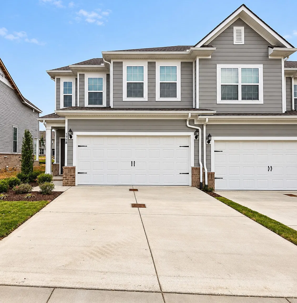 3 bed, 2.5 bath, 1673 sqft, $2,095 — Photo 1
