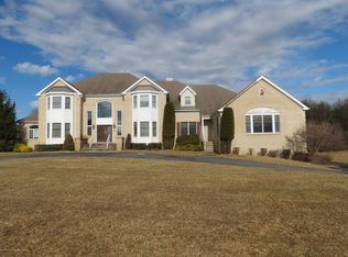 16 Shady Tree Ln, Colts Neck, NJ 07722