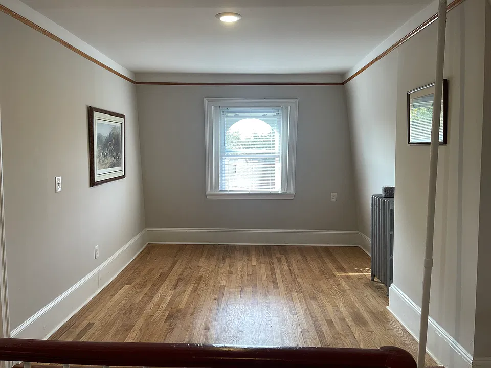 108 Summit Ave #5