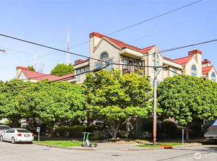 Windsor Court, Seattle, WA 98109