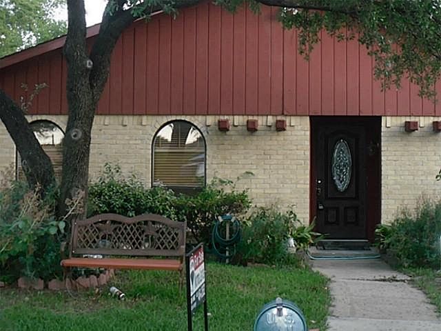 1st image of 2202 Yewpon Dr