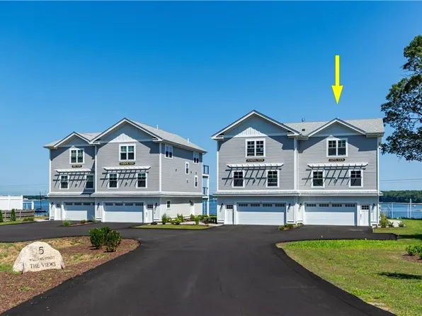 5 Williams St #4, East Greenwich, RI 02818