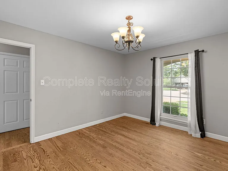 16610 Green Needle Ct — Photo 33