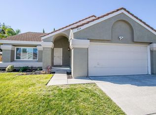 654 Laurelwood Cir, Vacaville, CA