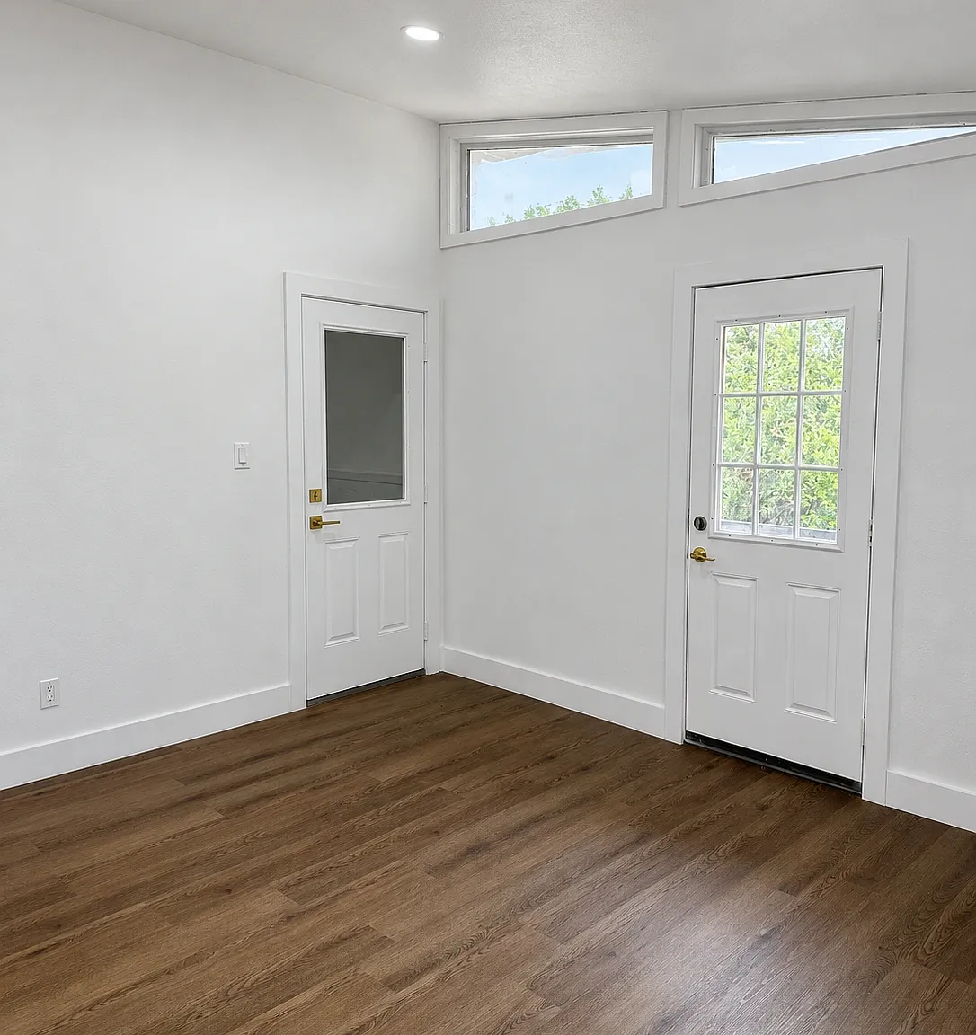 1 bed, 550 sqft, $999 — Photo 2