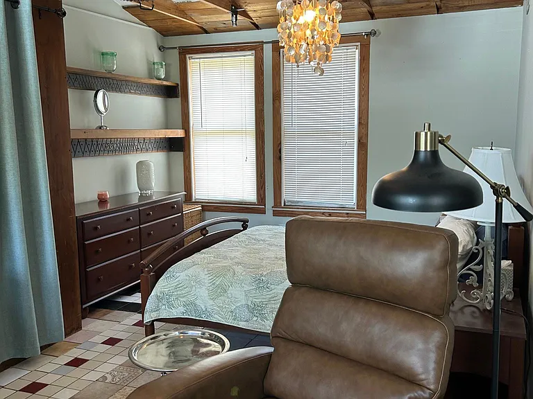 203 Oleander St #COTTAGE — Photo 8