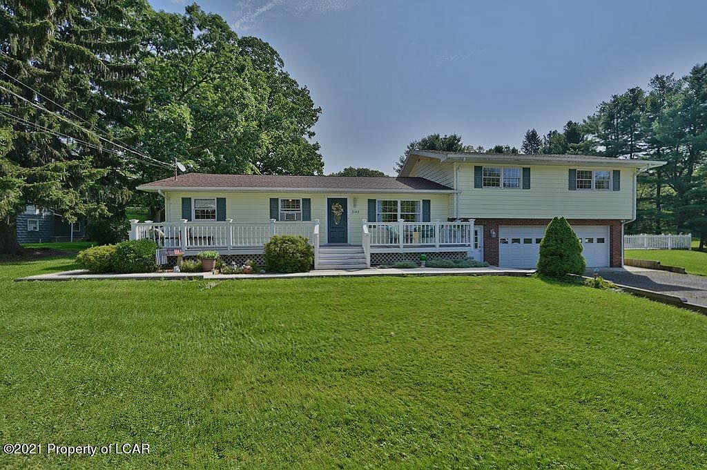 3143 Lower Demunds Rd, Dallas, PA 18612 Zillow