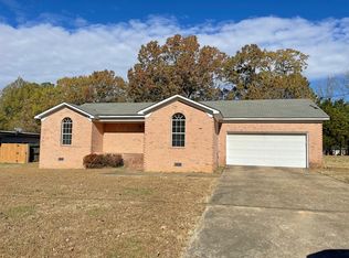 15 Mack St, Jackson, TN 38305