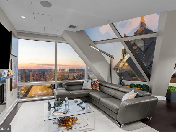50 S 16th St Unit 5602, Philadelphia, PA 19102