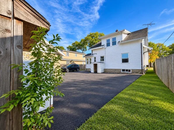 279 Menlo St, Brockton, MA 02301