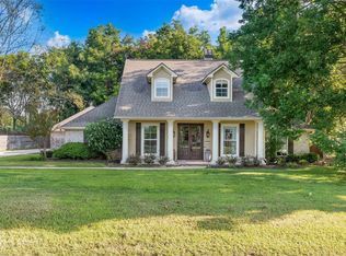 1015 Fawn Holw, Bossier City, LA 71111