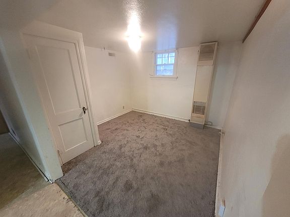 3rd image of 710 E Fremont St Unit B