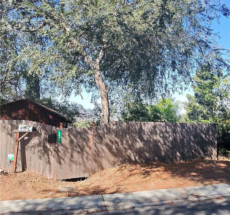 1st image of 1841 Hanscom Dr