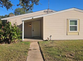 1202 Dyer Ave, Rosenberg, TX 77471