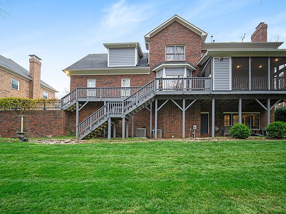 5th image of 10417 Oak Pond Cres